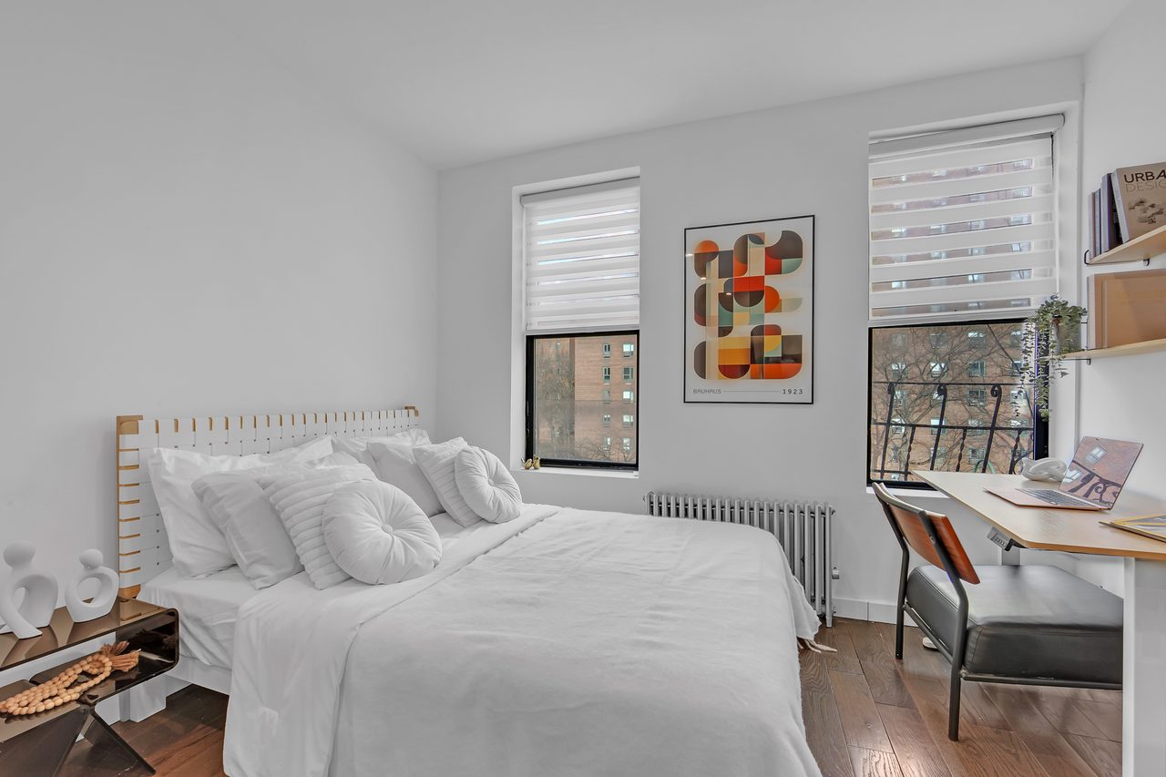 #1509: East Village - Studio (Full) - #1509: East Village - Gallery - 2