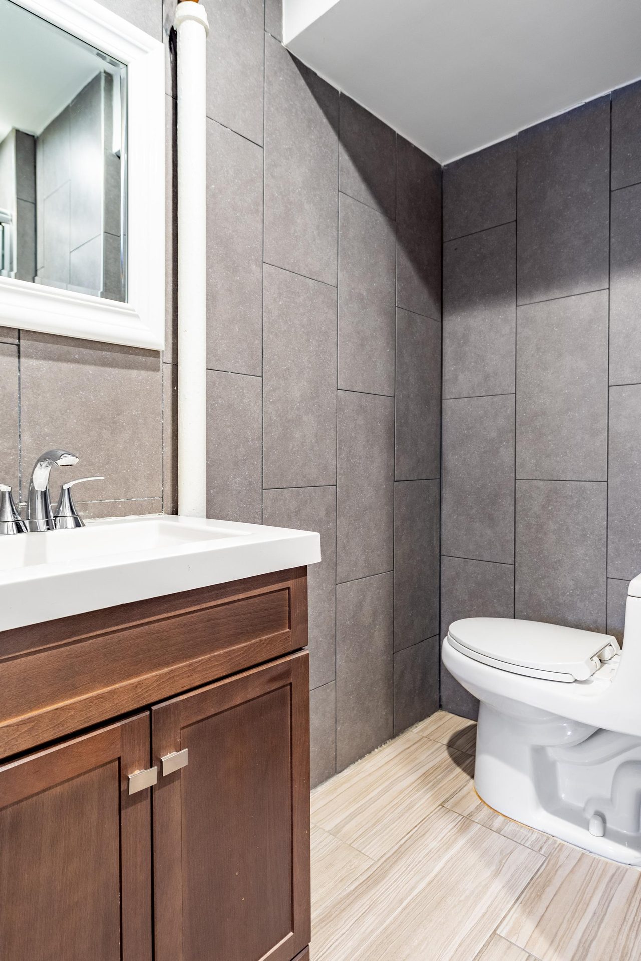  #1509: East Village - Studio (Full)  -  #1509: East Village  - Gallery -  6