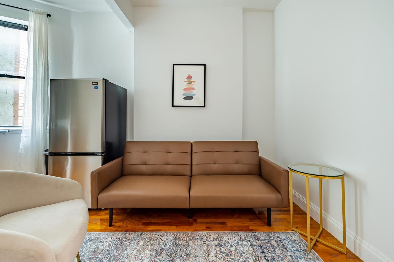  #1249: East Village - Full Bedroom B  -  #1249: East Village  - Gallery -  15
