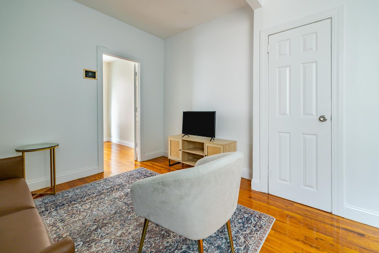  #1249: East Village - Full Bedroom B  -  #1249: East Village  - Gallery -  14