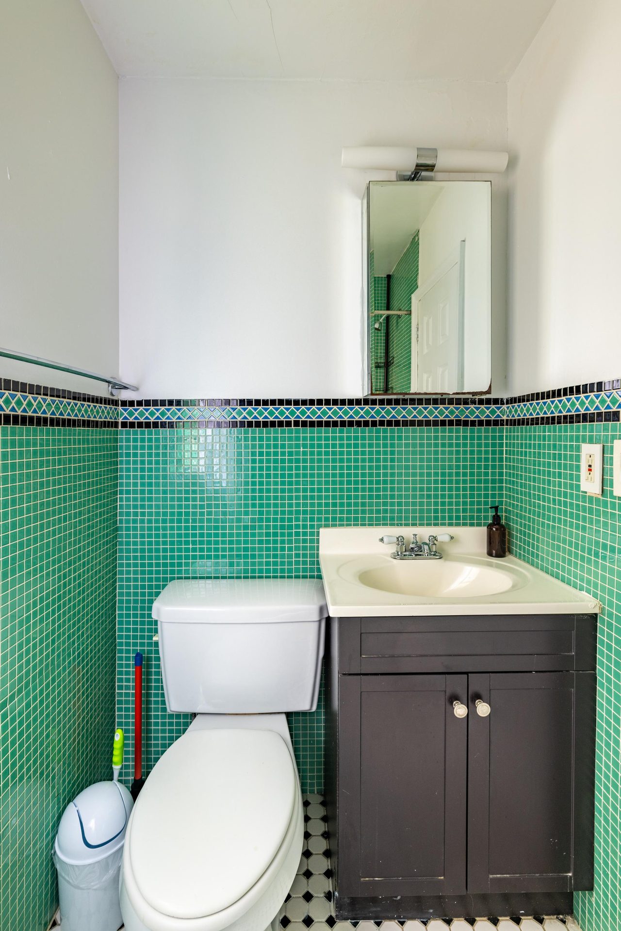 #1249: East Village - Full Bedroom B - #1249: East Village - Gallery - 18