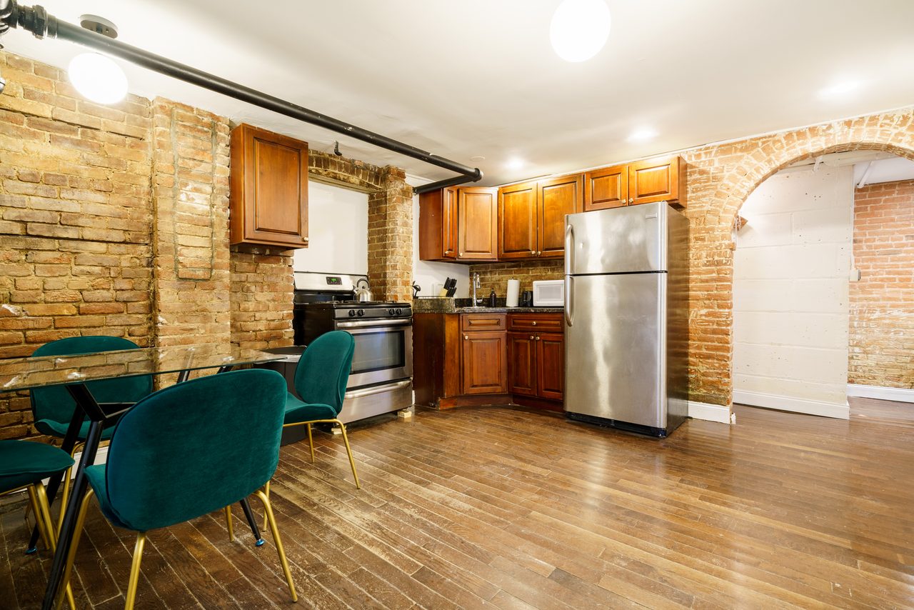 #909: Bedford-Stuyvesant - Full Bedroom B - 12