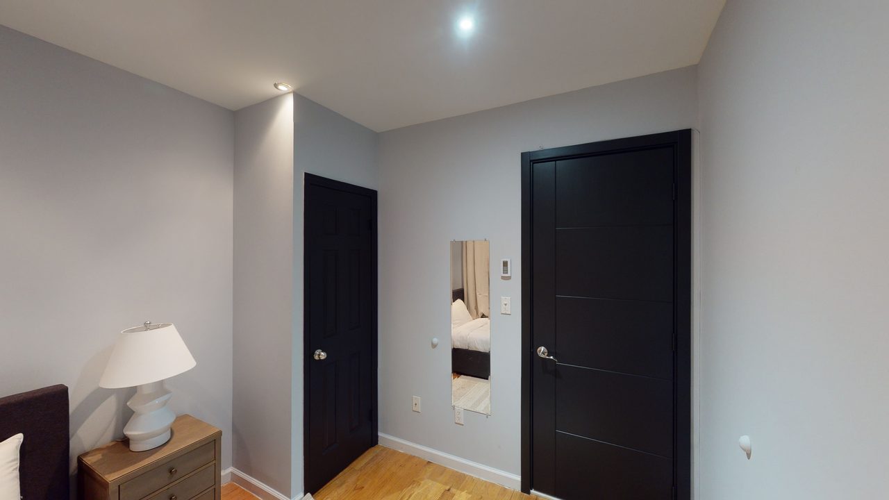 #761: Upper West Side - Twin Bedroom B - #761: Upper West Side - Gallery - 3