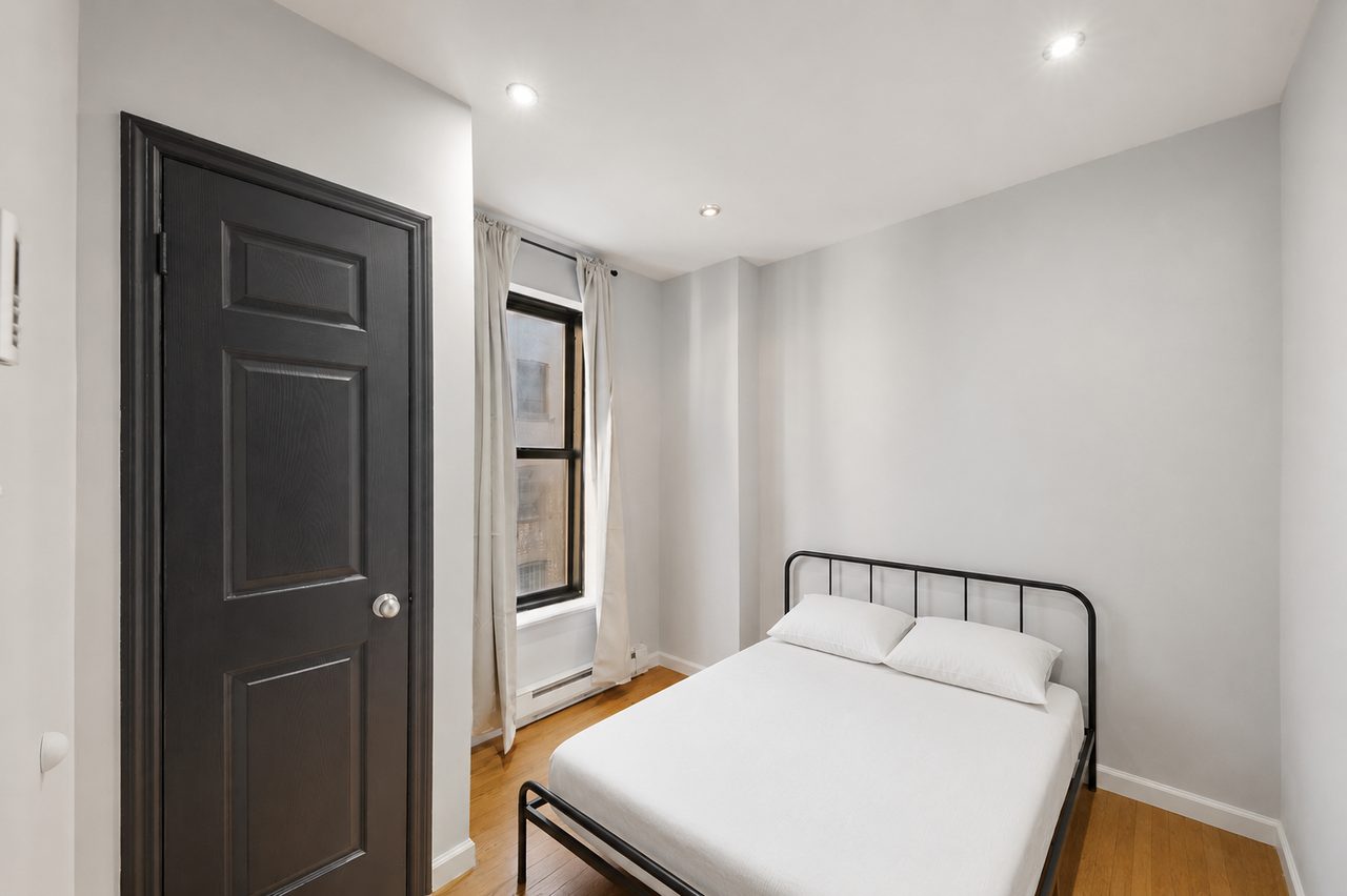 #761: Upper West Side - Twin Bedroom D - 1