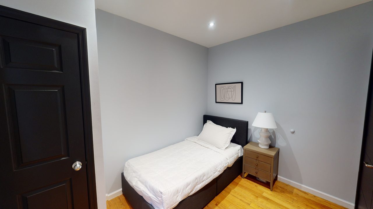 #761: Upper West Side - Twin Bedroom C - #761: Upper West Side - Gallery - 3