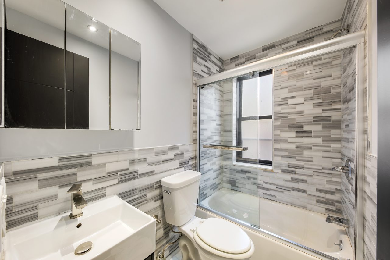 #761: Upper West Side - Full Bedroom A - #761: Upper West Side - Gallery - 9