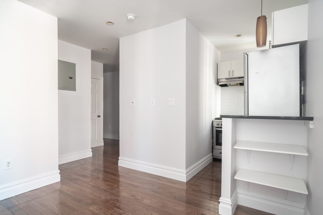 #974: East Village - 1 Bedroom (Full) - #974: East Village - Gallery - 24