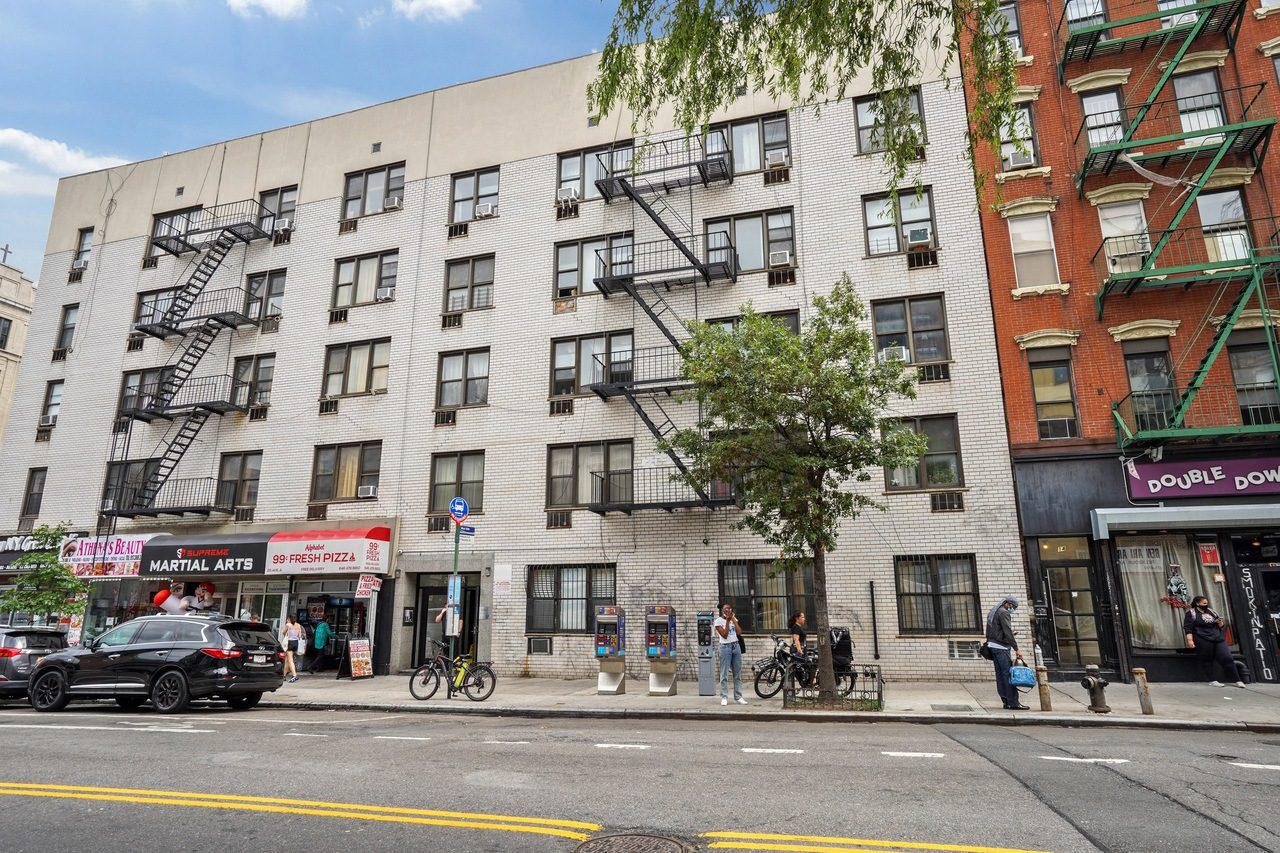 #974: East Village - 1 Bedroom (Full) - #974: East Village - Gallery - 2