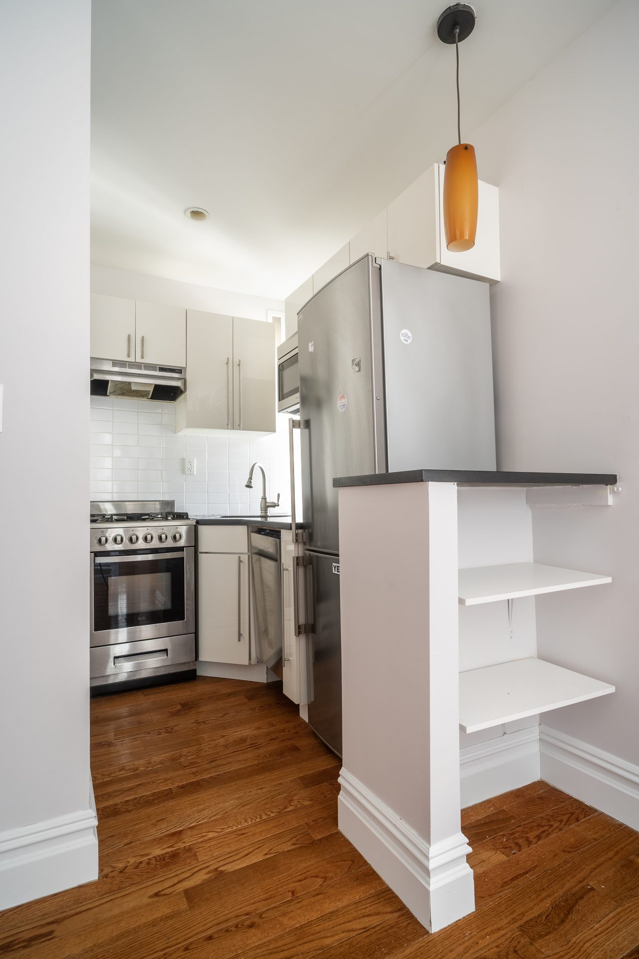  #974: East Village - 1 Bedroom (Full)  -  #974: East Village  - Gallery -  27