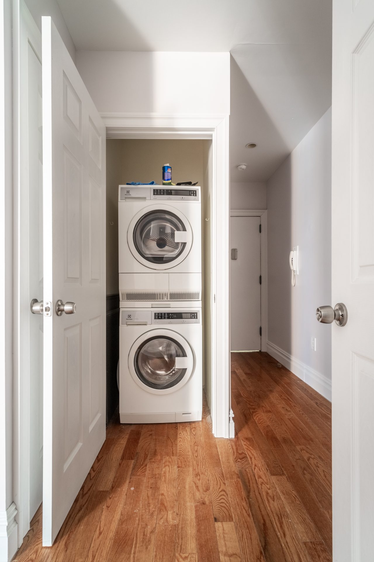 #974: East Village - 1 Bedroom (Full) - #974: East Village - Gallery - 17