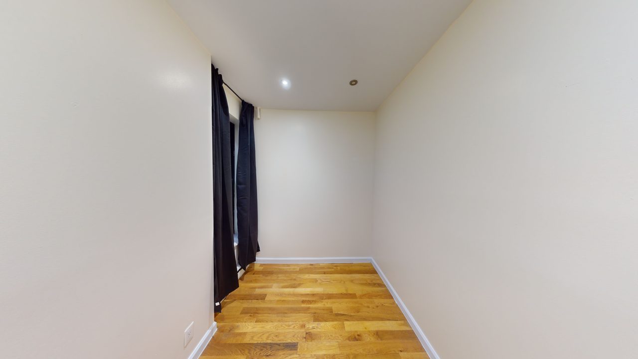 #1797: Upper West Side - Queen Bedroom C - #1797: Upper West Side - Gallery - 2