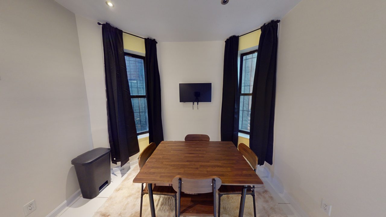 #1797: Upper West Side - Queen Bedroom C - #1797: Upper West Side - Gallery - 5