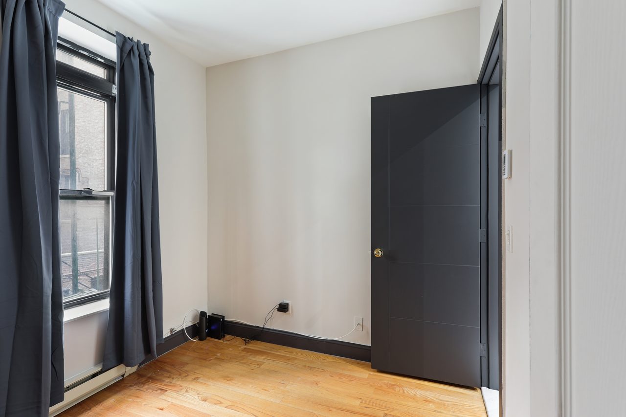 #756: Upper West Side - Full Bedroom C - 11