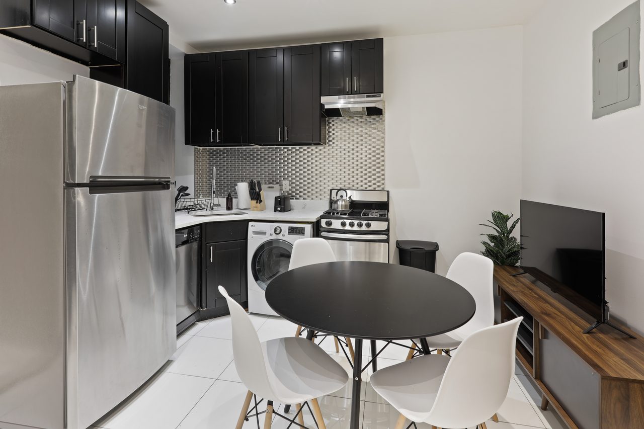 #756: Upper West Side - Full Bedroom C - 6