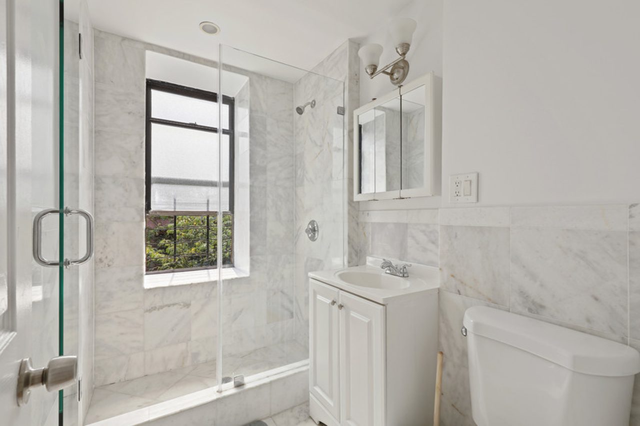 #704: East Harlem - Queen Bedroom B - 1