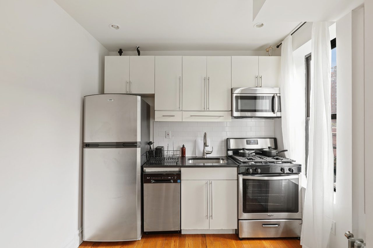 #704: East Harlem - Queen Bedroom A W/Private Bathroom - 14