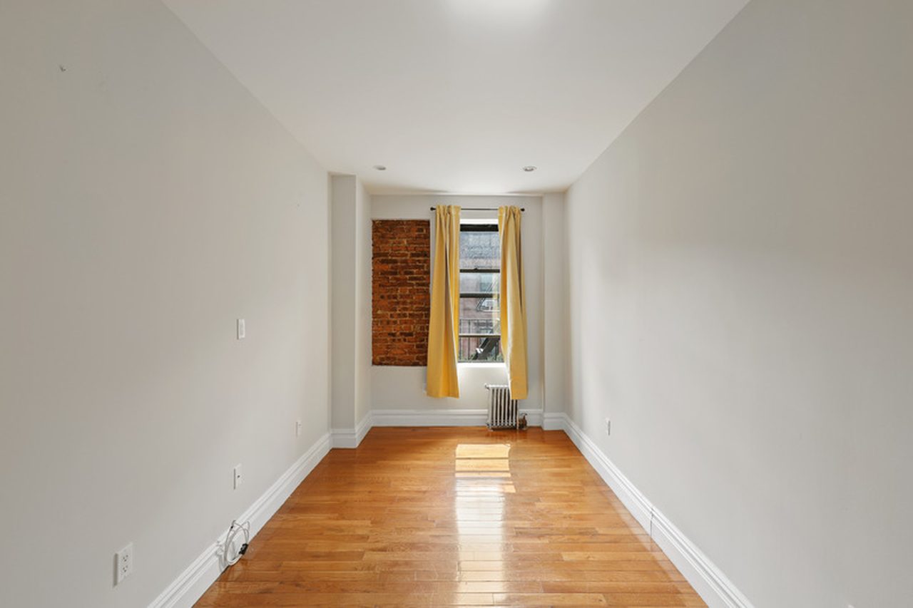 #704: East Harlem - Full Bedroom C - 4