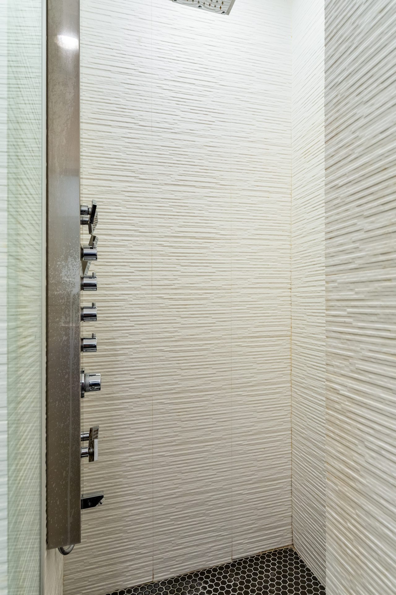 #684: East Village - 1 Bedroom (Full) - #684: East Village - Gallery - 8