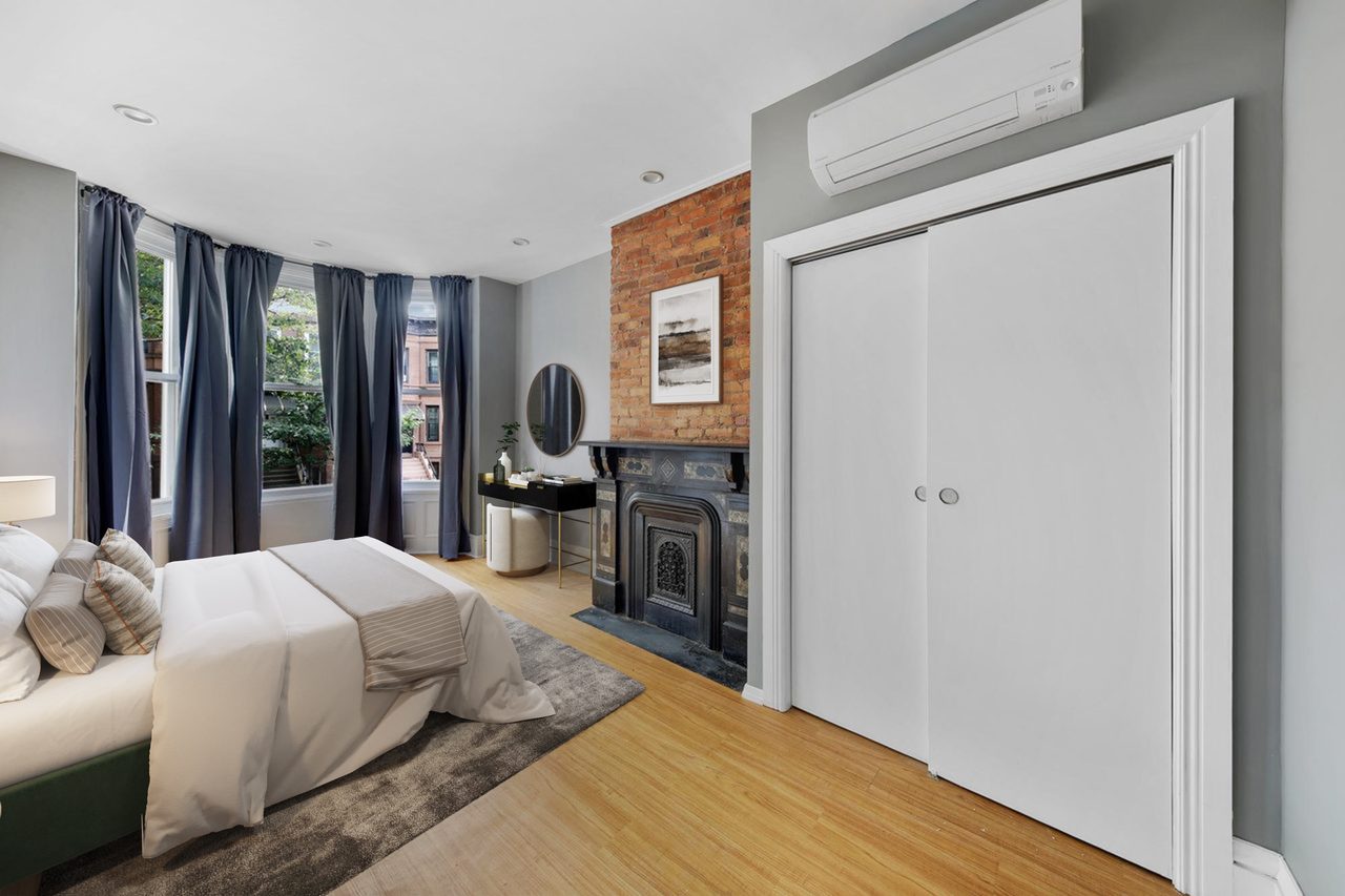 #586: Sunset Park - Full Bedroom A - 16