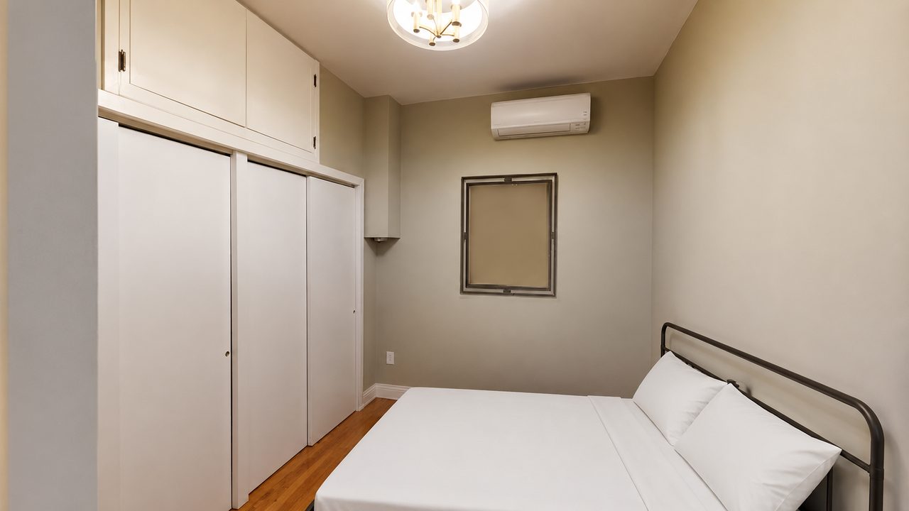 #586: Sunset Park - Full Bedroom F - 2