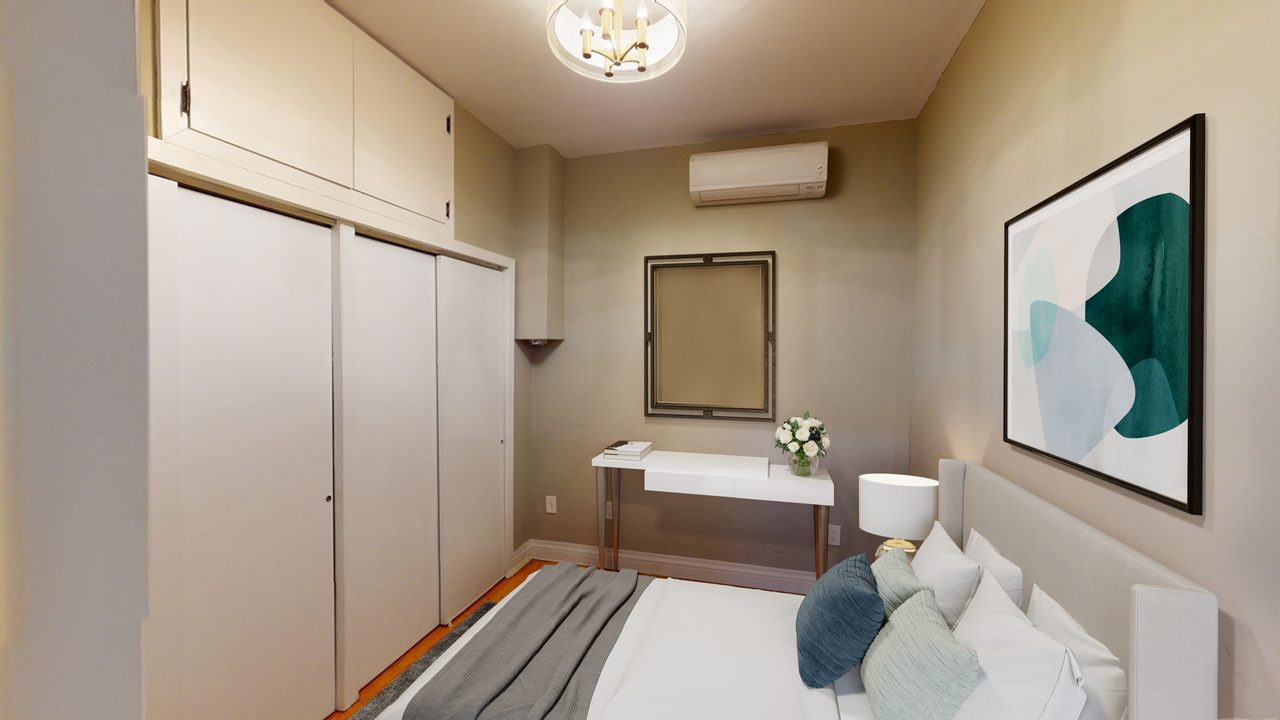  #586: Sunset Park - Full Bedroom F  -  #586: Sunset Park  - Gallery -  17
