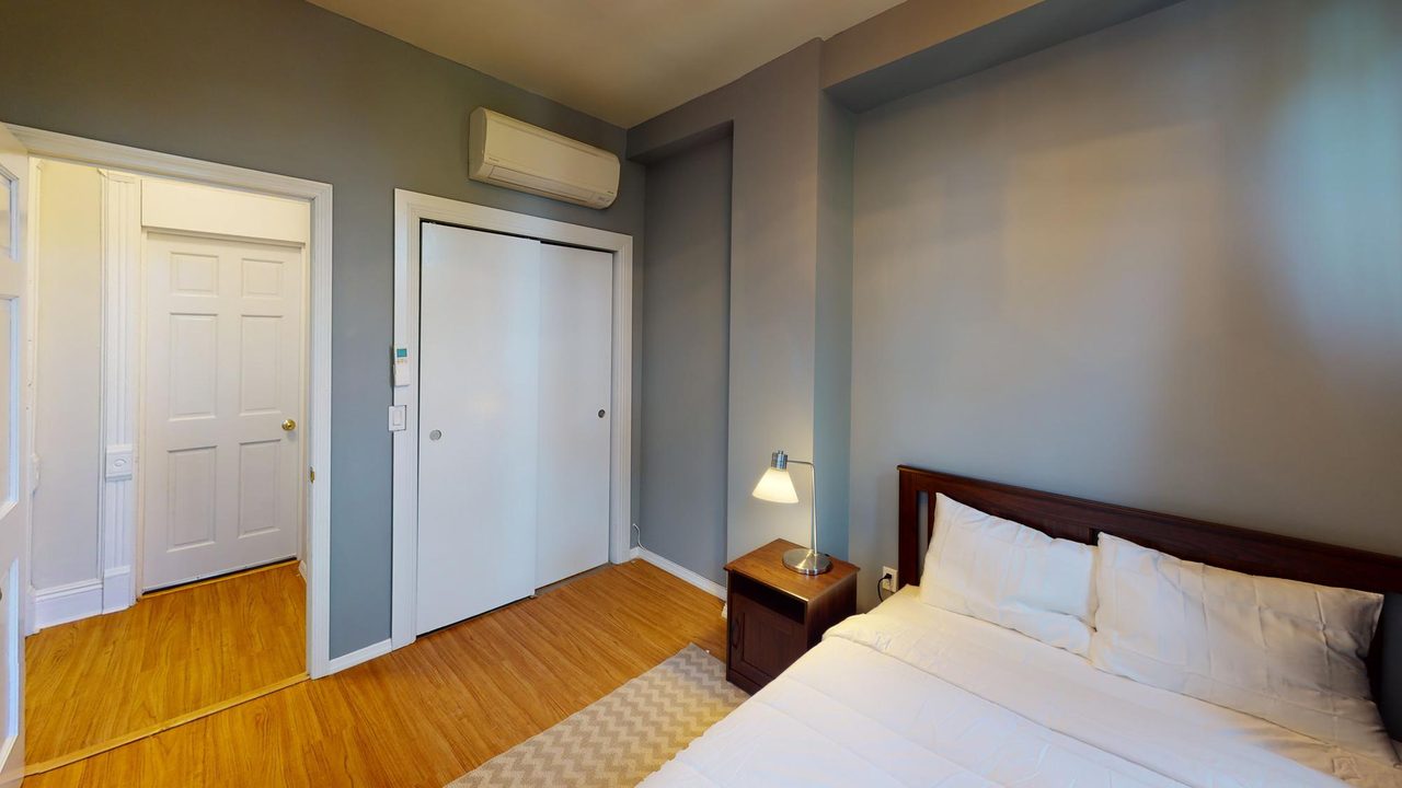  #586: Sunset Park - Full Bedroom C  -  #586: Sunset Park  - Gallery -  1