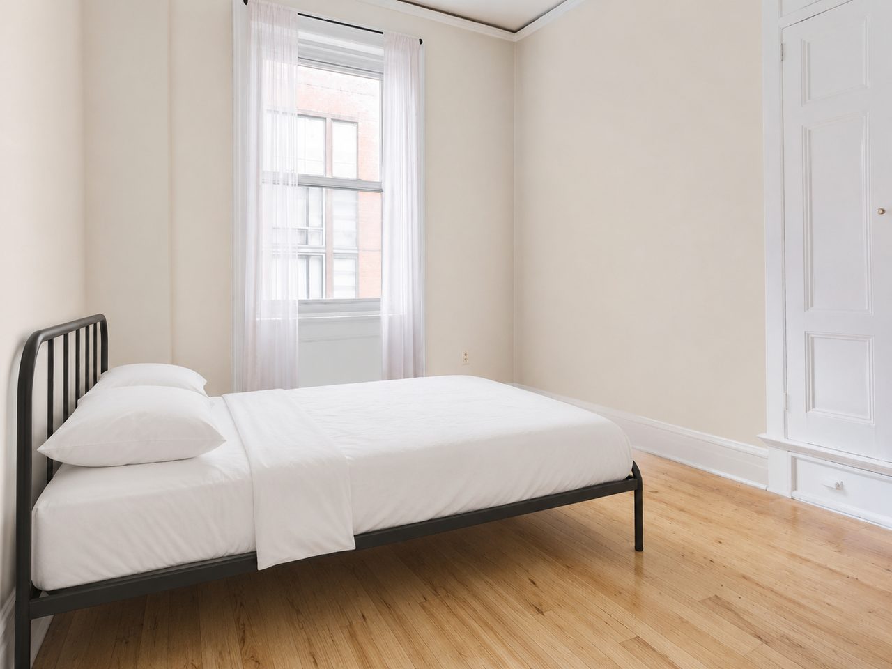 #1606: Chelsea - Full Bedroom B - 13