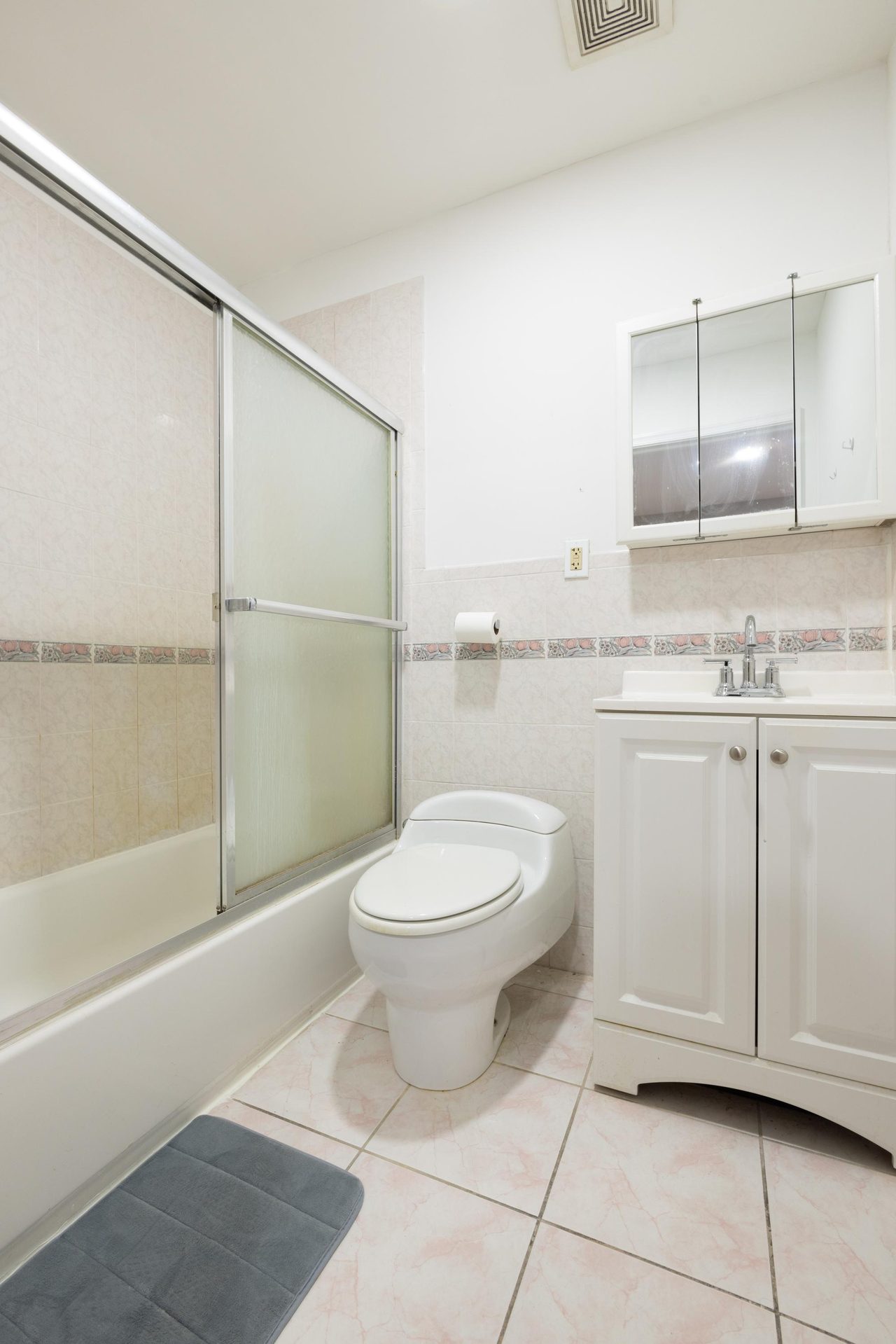  #1078: Fort Greene - Full Bedroom A  -  #1078: Fort Greene  - Gallery -  5