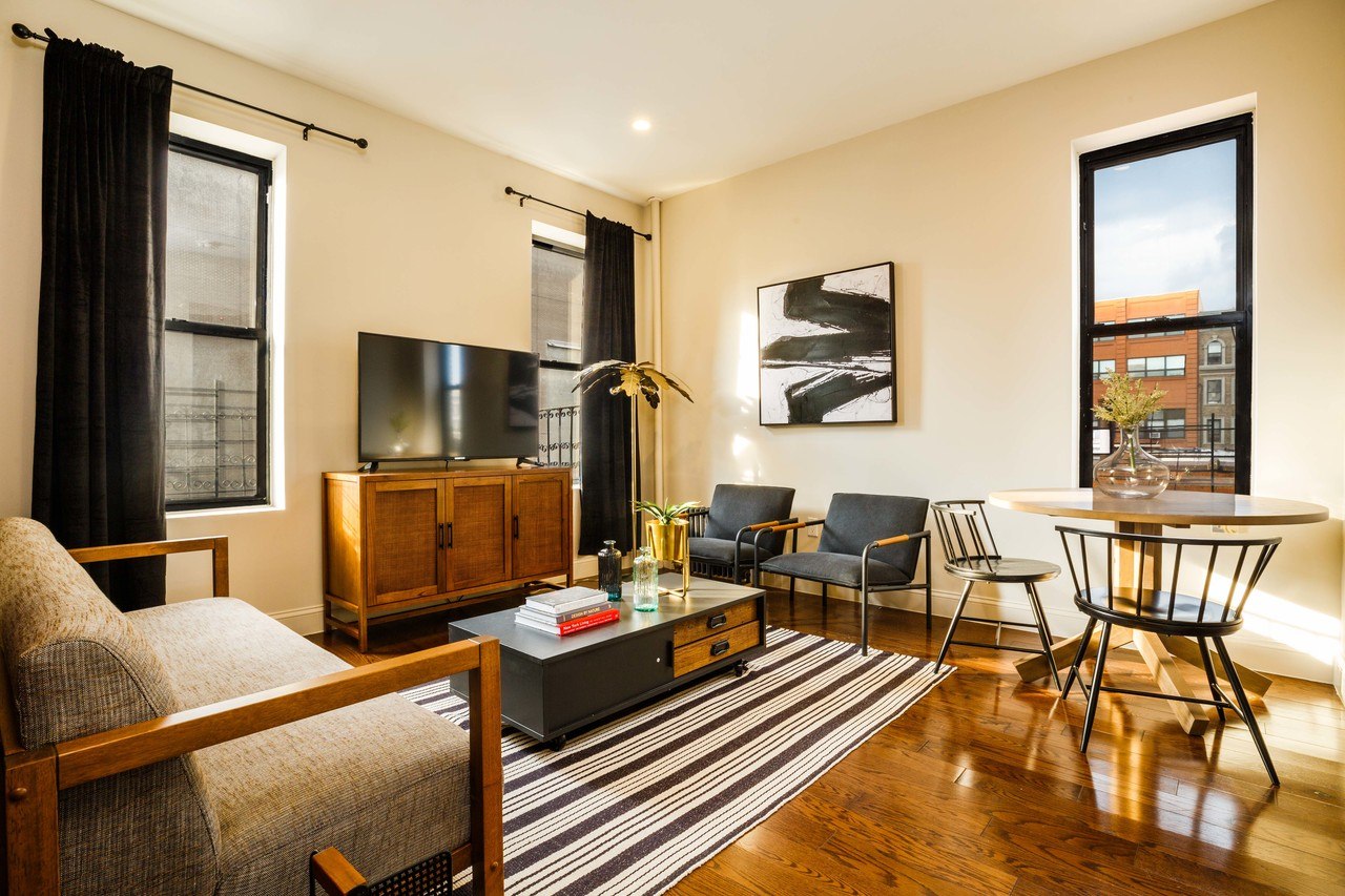 #125: West Harlem - Queen Bedroom C - #125: West Harlem - Gallery - 8