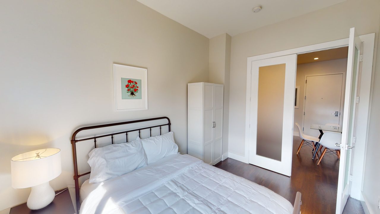 #1563: Bedford-Stuyvesant - Full Bedroom A - 2