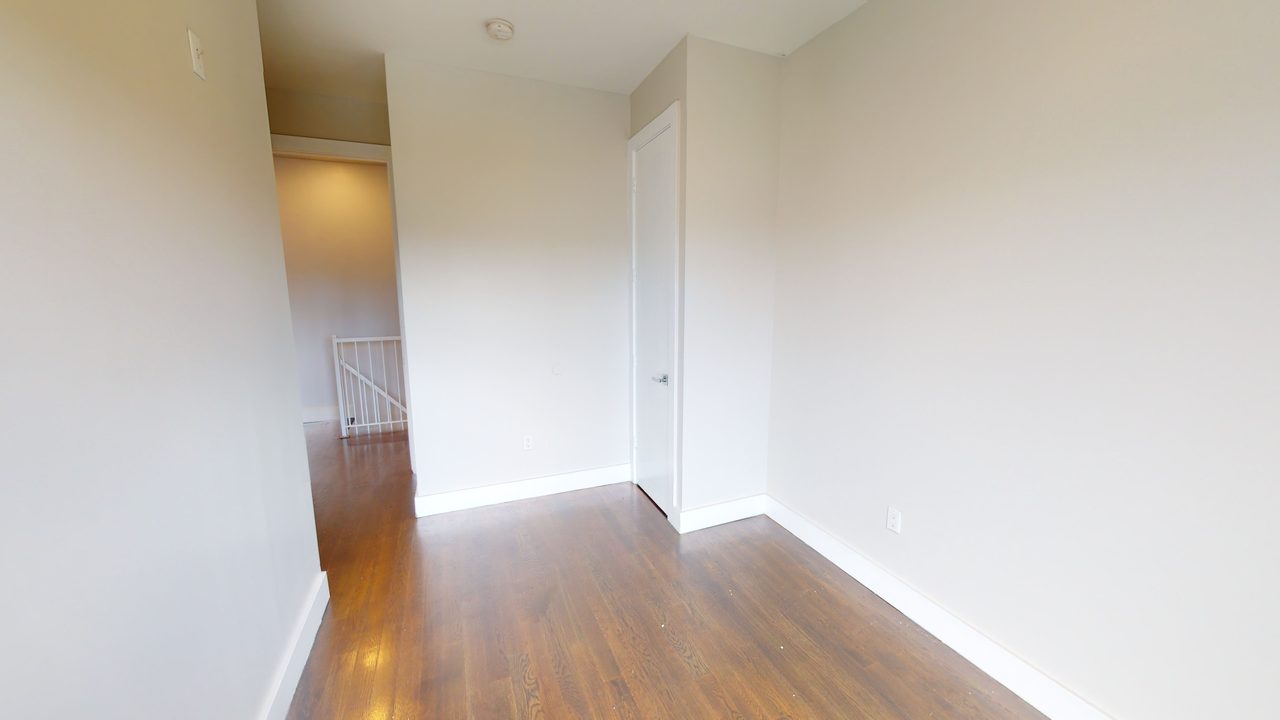 #1563: Bedford-Stuyvesant - Full Bedroom D - 2