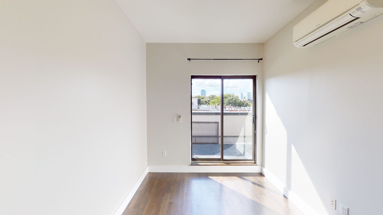 #1563: Bedford-Stuyvesant - Full Bedroom D - 1