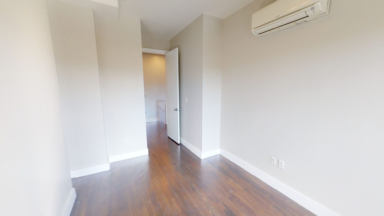#1563: Bedford-Stuyvesant - Full Bedroom C - 3