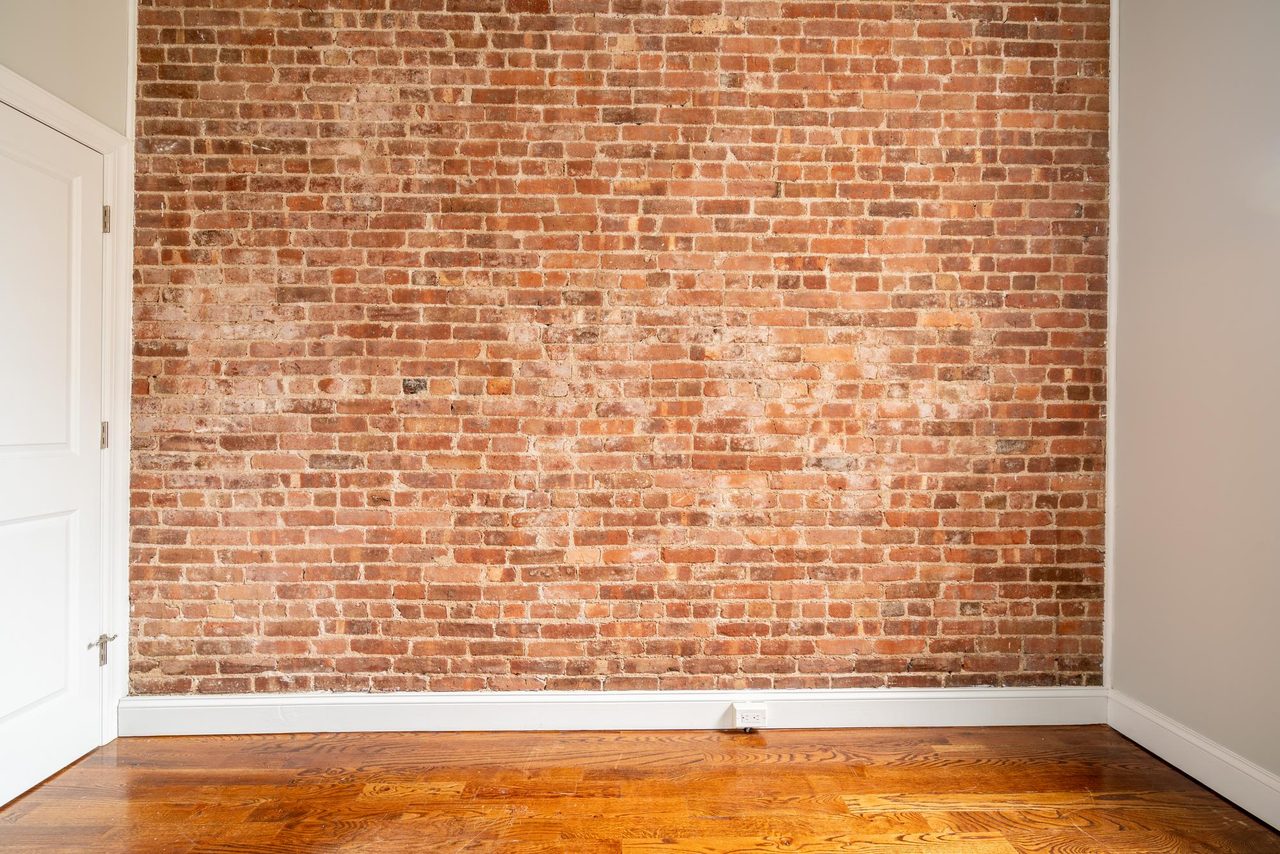 #1533: Central Harlem - 1 Bedroom (Queen) - #1533: Central Harlem - Gallery - 16