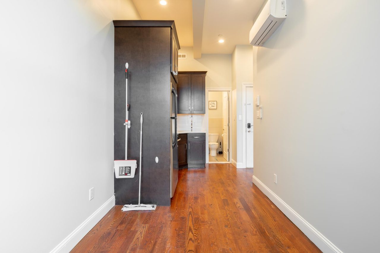 #1533: Central Harlem - 1 Bedroom (Queen) - #1533: Central Harlem - Gallery - 6