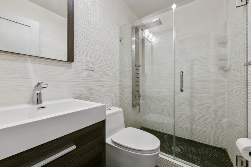 #553: East Village  - Gallery -  4