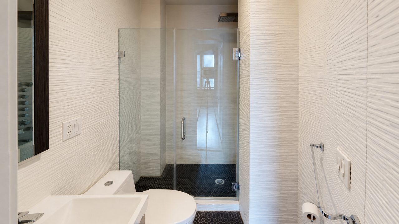 #553: East Village - Queen Bedroom A W/Private Bathroom - 14