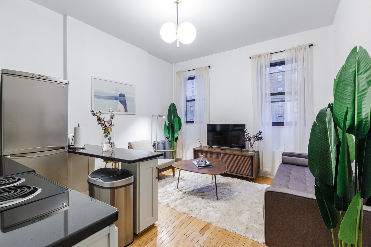 #283: Columbus Circle - 1 Bedroom (Full) - 8