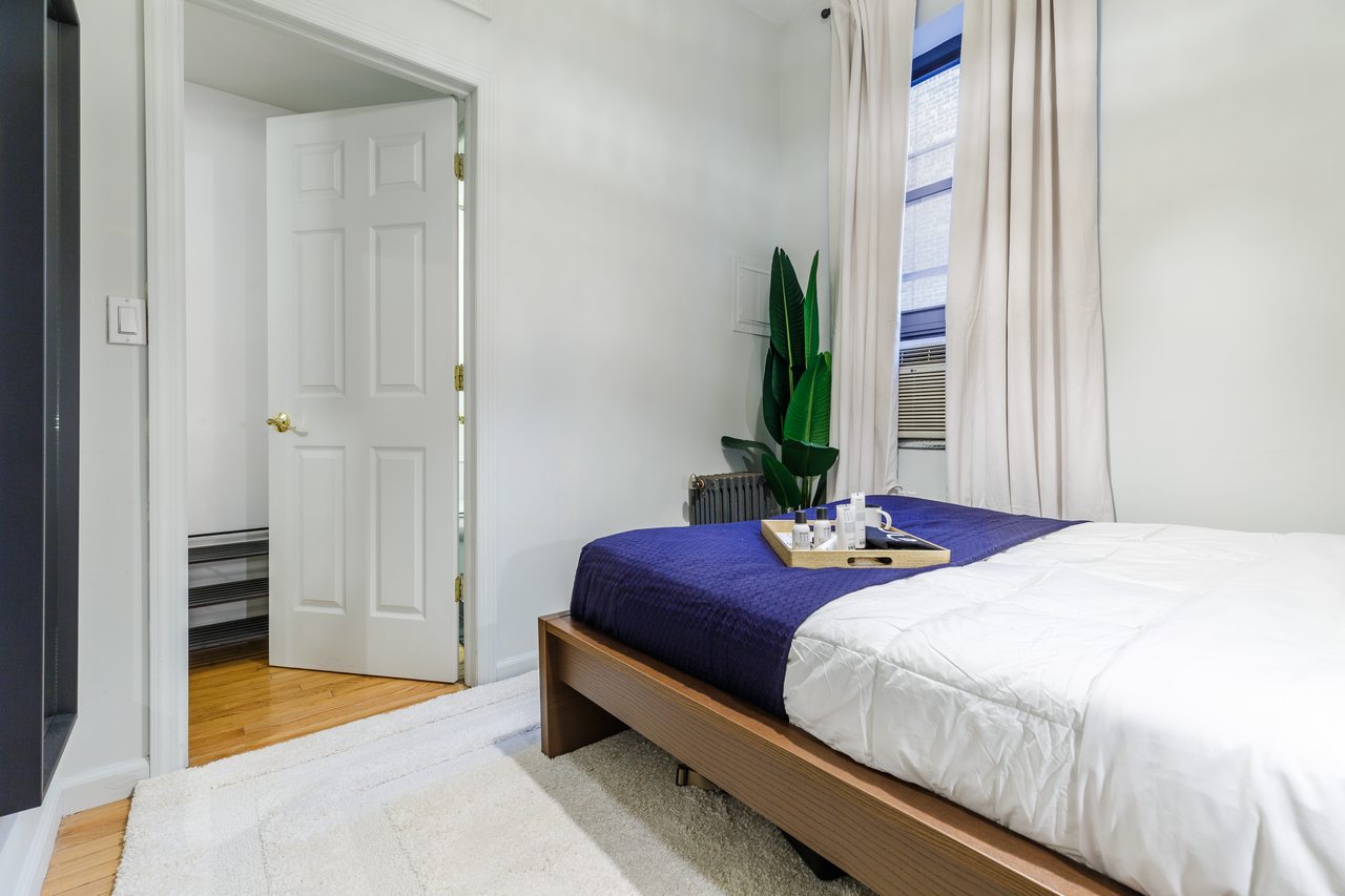 #283: Columbus Circle - 1 Bedroom (Full) - 2