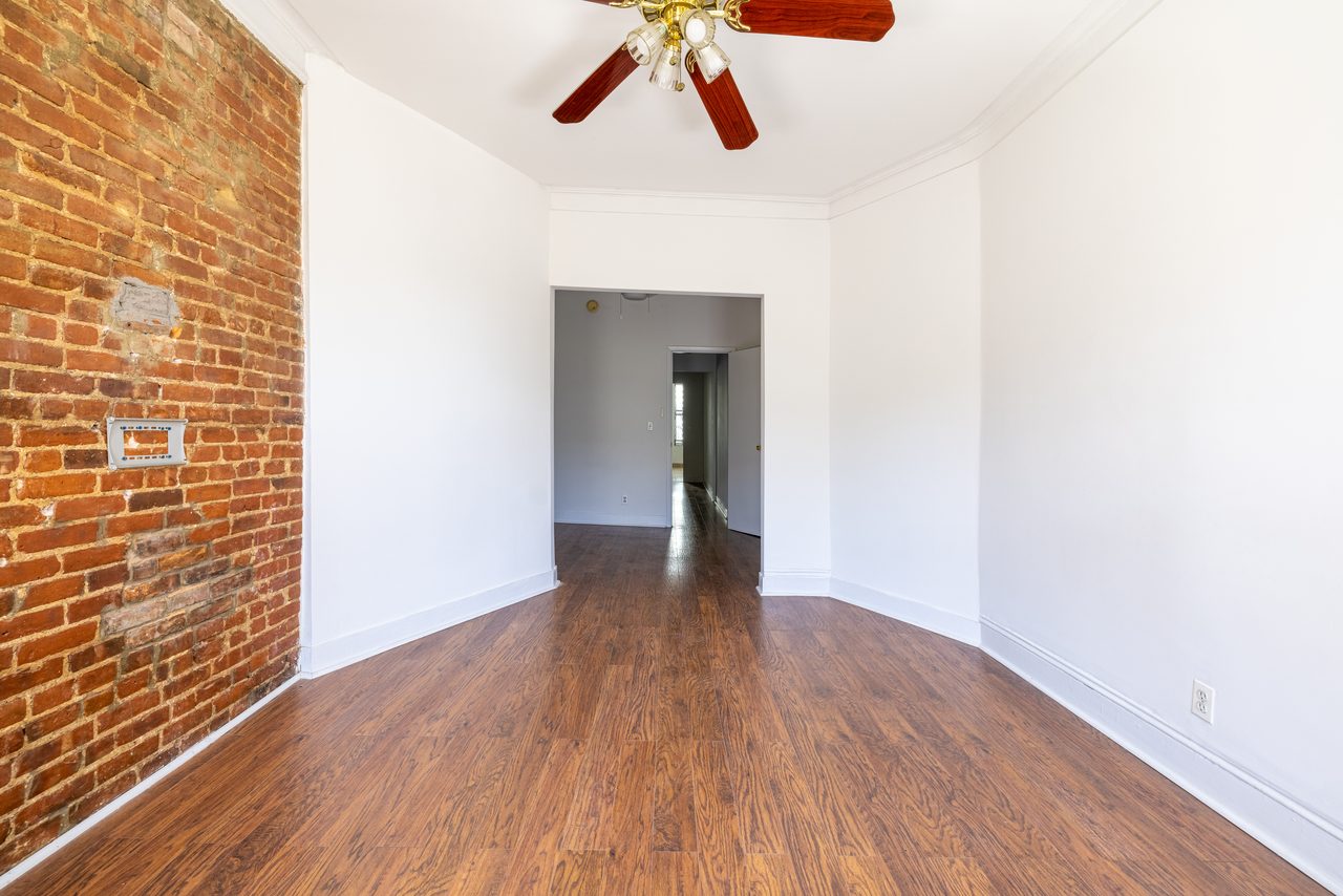 #1354: Upper West Side - 1 Bedroom (Queen) - 5