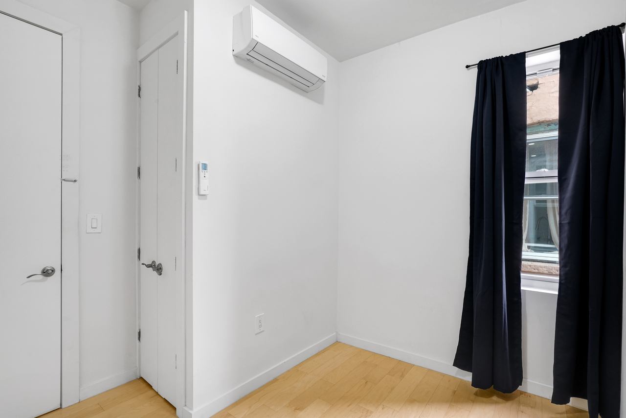 #425: Bedford-Stuyvesant - Twin Bedroom 3B - 17
