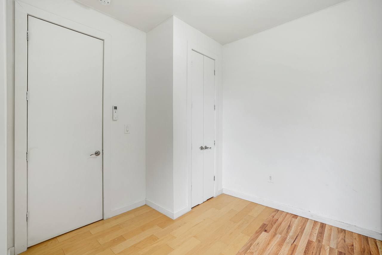 #425: Bedford-Stuyvesant - Full Bedroom 3C - 17