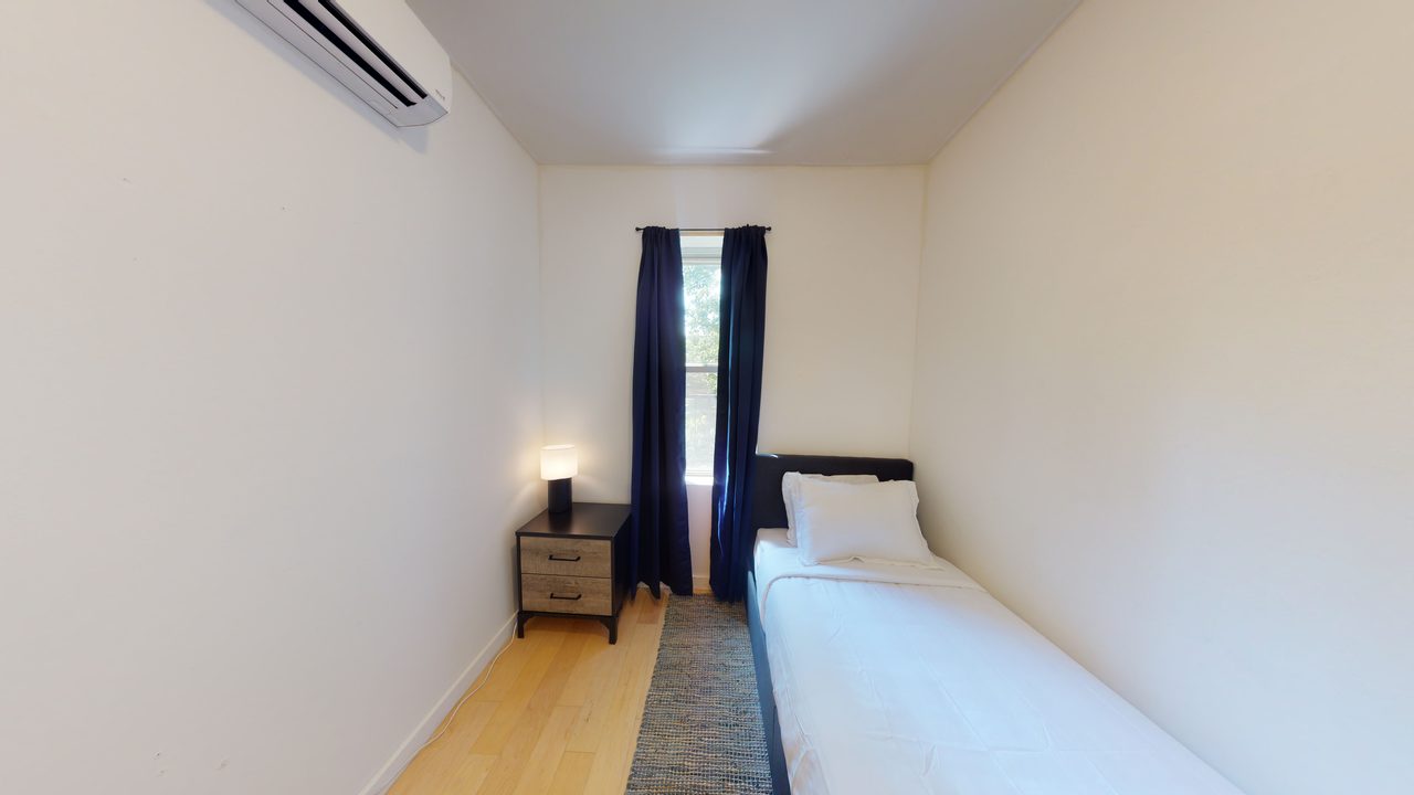 #425: Bedford-Stuyvesant - Twin Bedroom 3D - 17