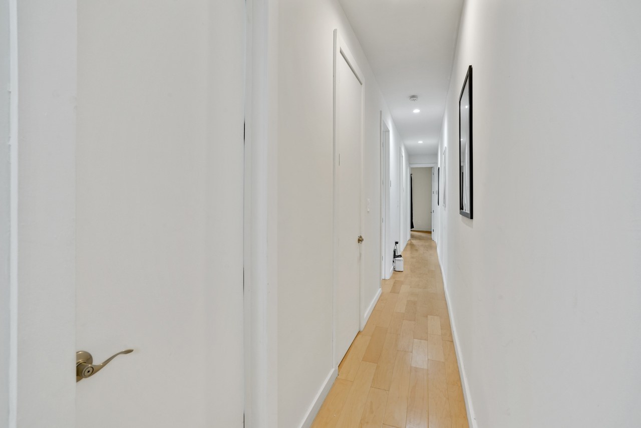  #425: Bedford-Stuyvesant - Twin Bedroom 3D  -  #425: Bedford-Stuyvesant  - Gallery -  8