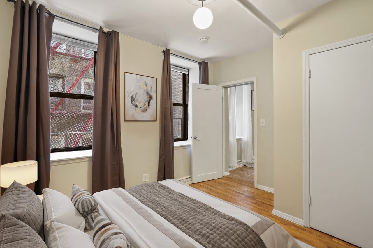 #891: Morningside Heights - Queen Bedroom C - 2