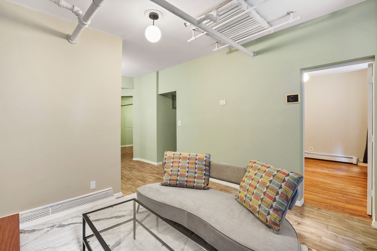 #891: Morningside Heights - Queen Bedroom B - 13