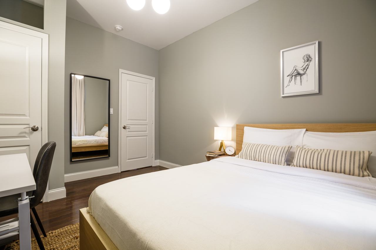 #213: West Harlem - Queen Bedroom B - #213: West Harlem - Gallery - 2