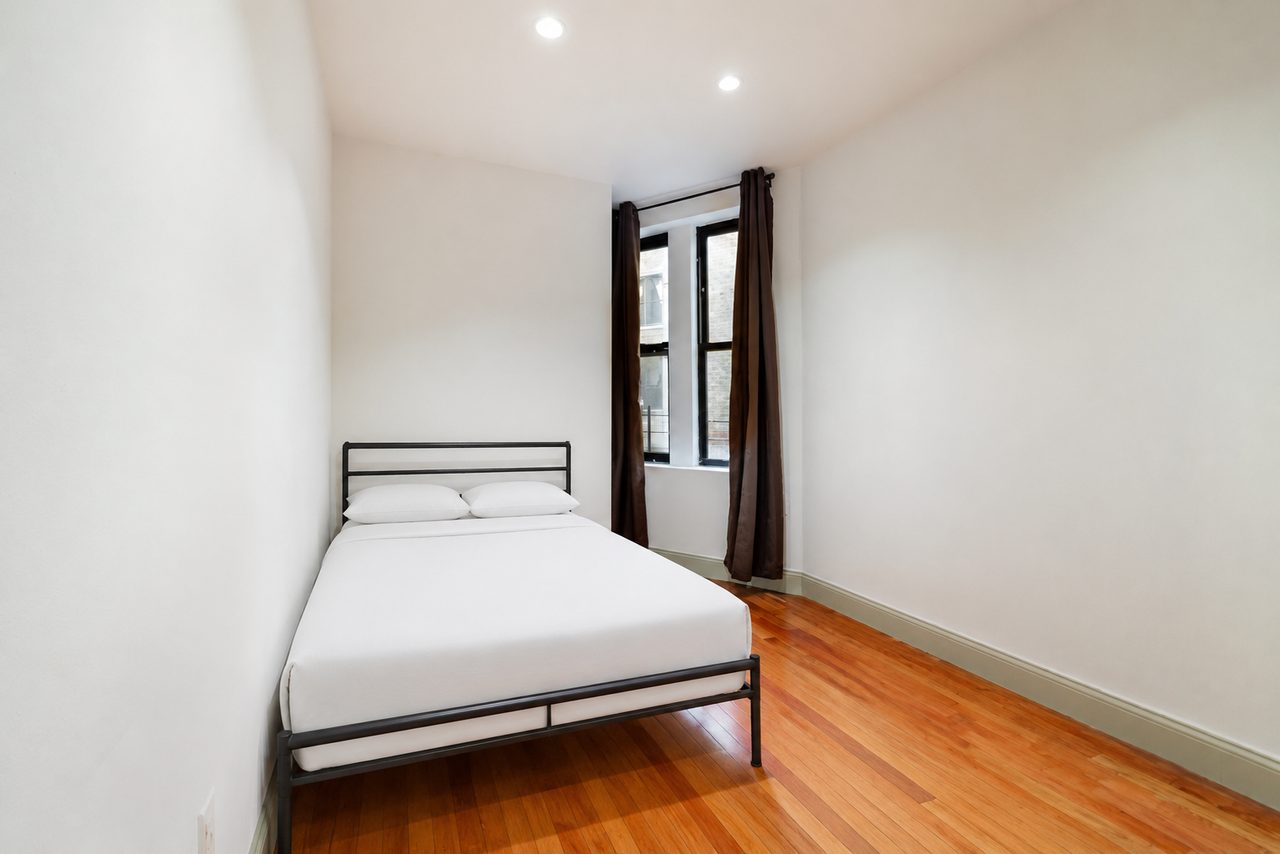 #862: Hamilton Heights - Full Bedroom A - 18