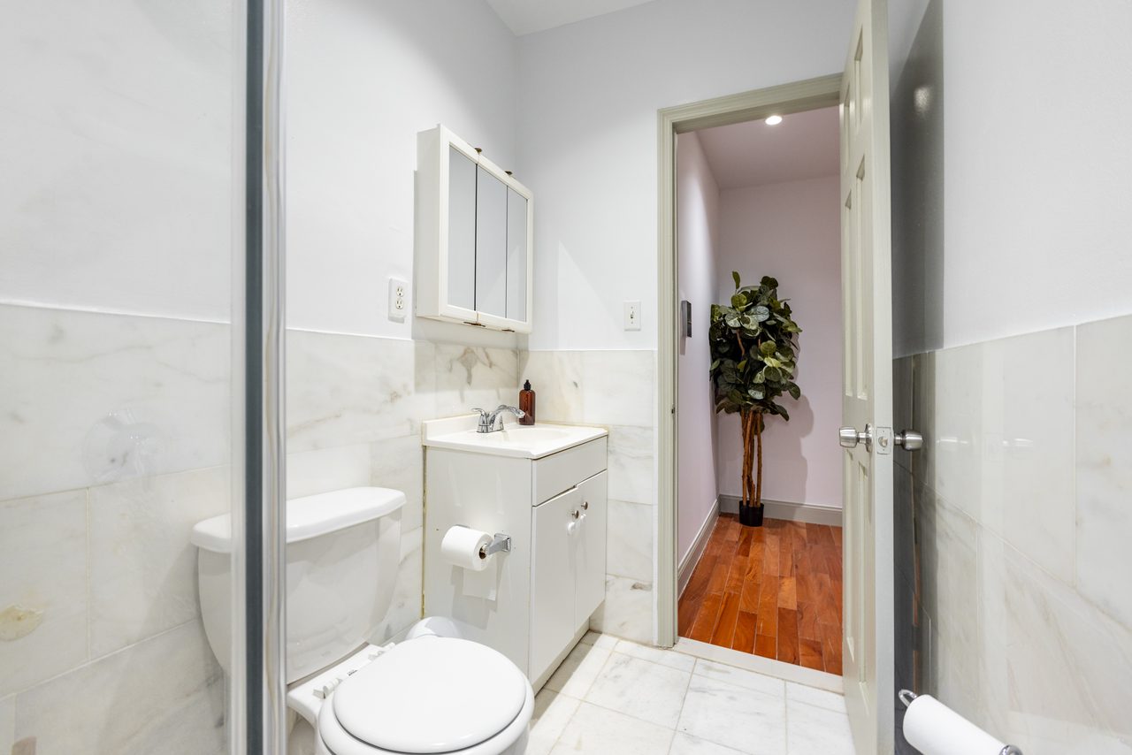 #862: Hamilton Heights - Full Bedroom A - 15