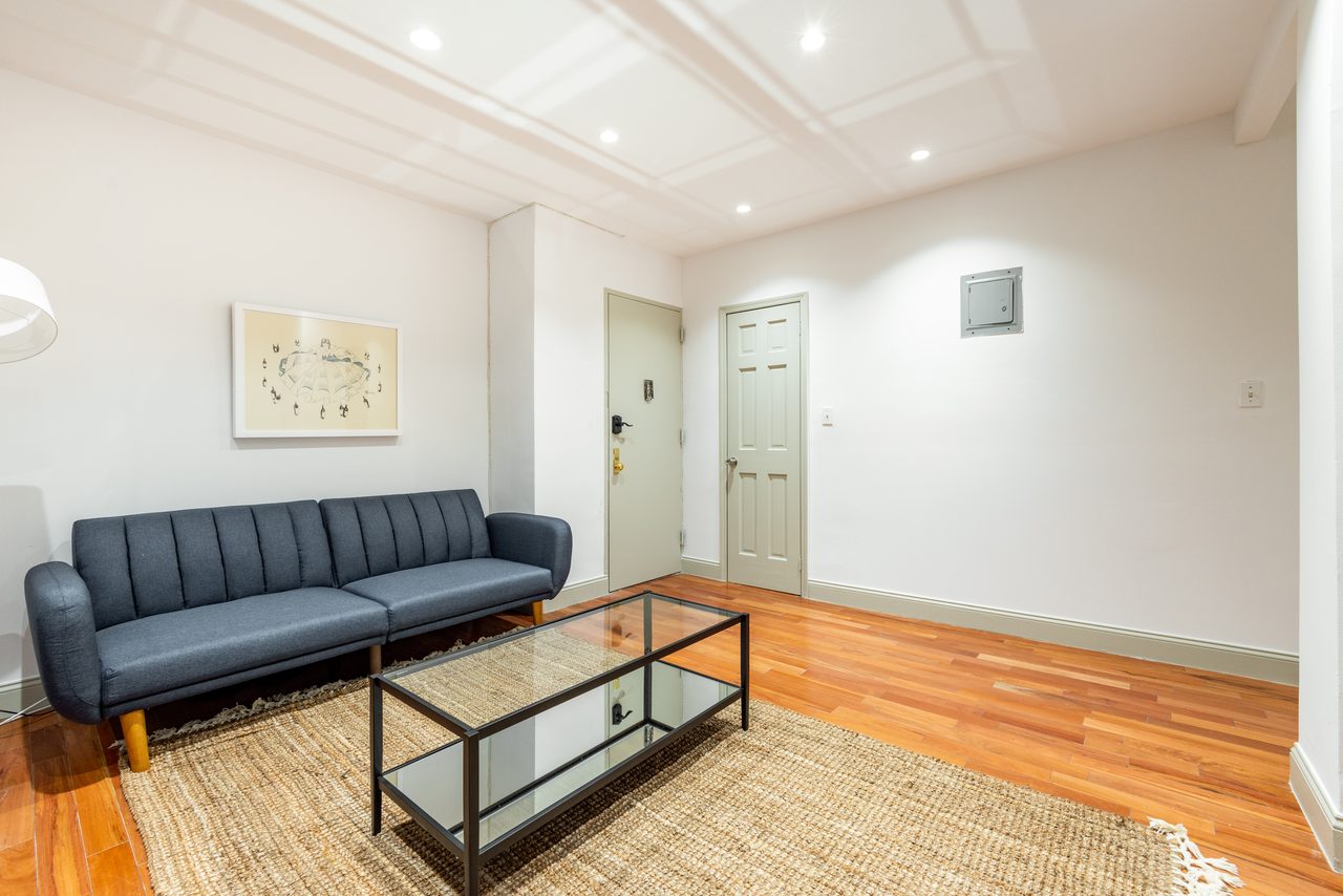 #862: Hamilton Heights - Full Bedroom A - #862: Hamilton Heights - Gallery - 6